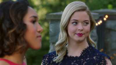 Look, I know a little bit
about manipulation. - Pretty Little Liars: The Perfectionists
