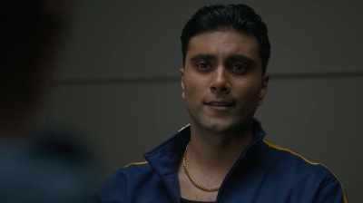 Look. I know you kept that kid
from plugging me. - Allegiance