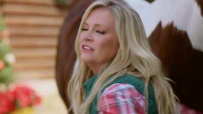 - Look, I know
some of our wealthier guests - Mistletoe in Montana