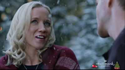 Look, I know that this show
is changing a lot... - Road to Christmas