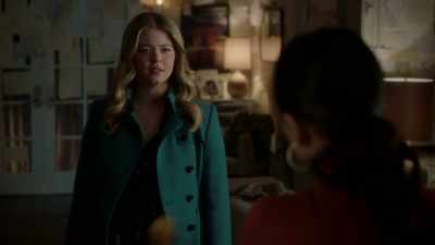 Look, I know that's
supposed to protect us - Pretty Little Liars: The Perfectionists