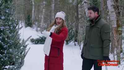 Look, I mean, it's like...
it's screaming you. - Christmas Under the Northern Lights