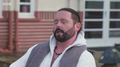 Look, I need to hire
beautiful people in my game. - The Scotts