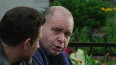 Look, I spoke to
Gino and Vinny, and-- - Gravesend