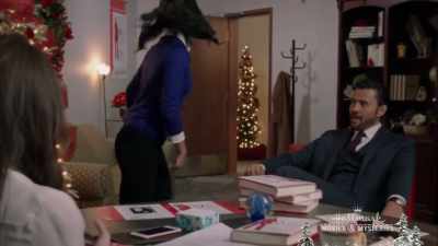 Look, I understand
that you're feeling - A Joyous Christmas