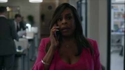 Look, I went to Dina's showcase
last night, with Ruth. - The Rookie: Feds