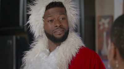 LOOK, I WOULD LOVE
TO TALK TO YOU, - A Christmas for Mary