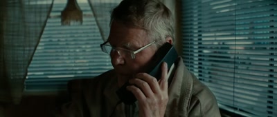 Look, I would need
some help with a red Saab 90. - UFO Sweden