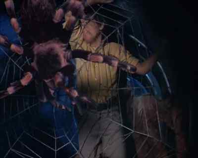 Look. If I can light this,
we can blind them. - Land of the Giants