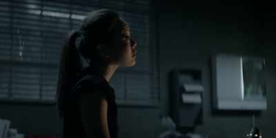LOOK. IF YOU WANT
TO HELP, - Batwoman