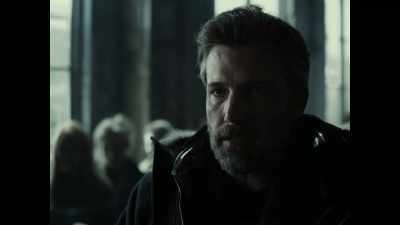 Look, I'll give you $25,000 - Zack Snyder's Justice League