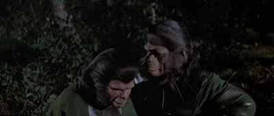 Look.
I'll go back to camp. - Escape from the Planet of the Apes