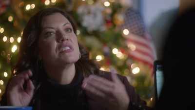 Look, I'm just saying we have
to give them something. - The Holiday Proposal Plan