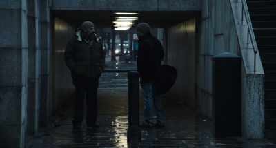 Look, I'm not a beggar.
I've come out without my phone. - Jawbone