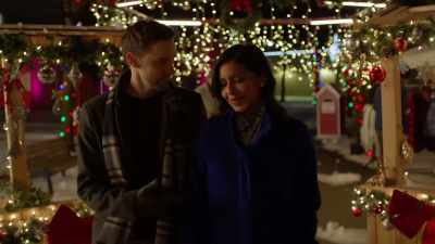 - Look, I'm not saying that I believe - Merry Magic Christmas