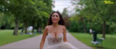 Look, I'm not used to seeing a bride
in a torn gown, - Just Say Yes