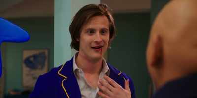 - Look, I'm sorry
for everything I did. - Reginald the Vampire