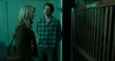 I'm sorry but I'm not going to get all worked upover some high school rumorWhat are you thinkingI'm thinking this is the part where I sayyou're a flake never finishes anythingThen you say I'm an obsessive bitch needs to lighten upThen I storm out all - The Ring