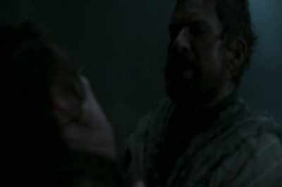 Look in my eyes. Now keep looking. - Britannia