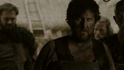 Look in the flames. - Vikings