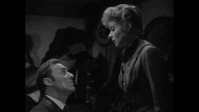 Look into my eyes. - Gaslight