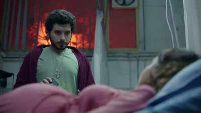 - Look, It's like this. You take a bowl.
- Yes. - Badnaam Gali