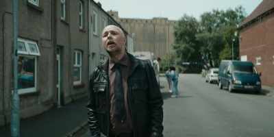 Look, if it's not you
knocking on her door, - Rain Dogs