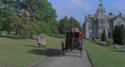 Look! It's the coach!
The Young Master is home! - The Last Remake of Beau Geste