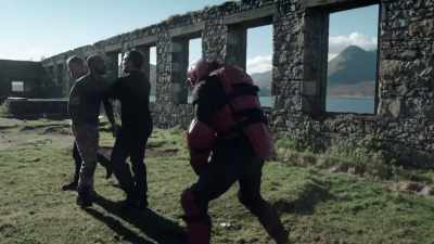 Look. Look at me.
Switch that switch now. - Celebrity SAS: Who Dares Wins