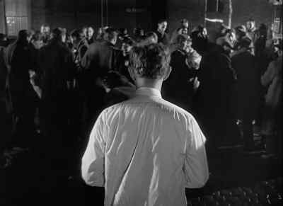 Look! Look! Look! Look! - The Man in the White Suit