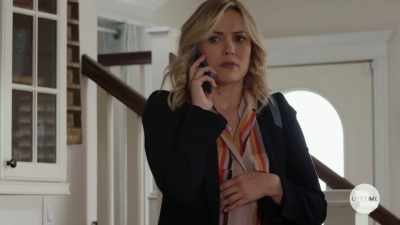 Look, Michelle,
why don't you take a leave? - Stalked by My Doctor: A Sleepwalker's Nightmare