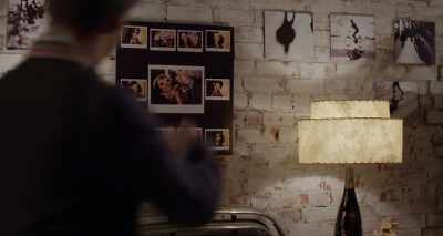 - Look. My picture.
- Oh, you mean my picture. - The Holiday Calendar