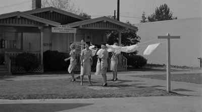 Look out, girls! - The Three Stooges in Orbit