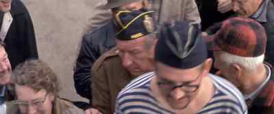 Look out. Let me through here. - The Russians Are Coming the Russians Are Coming