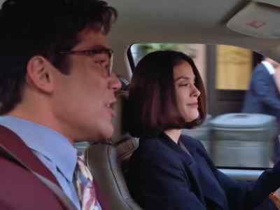 Look out! - Lois & Clark: The New Adventures of Superman