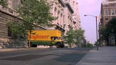 Look out! The truck's moving. - The Anderson Tapes