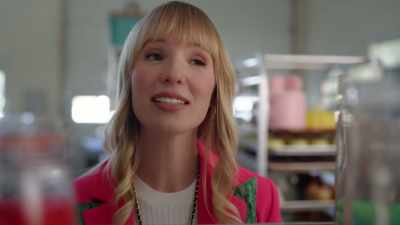Look, Pete is just here
because he wants to get back - The Proposal Spot