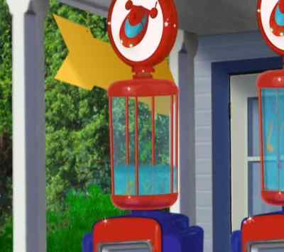                 Look! Rocket's
                gas tank - Little Einsteins