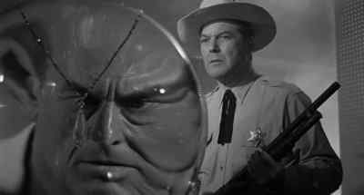 Look. - Attack of the 50 Foot Woman