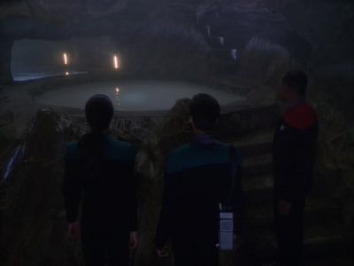 Look... - Star Trek: Deep Space Nine