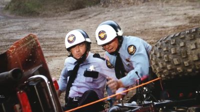 Look you scuffed my vehicle - The Dukes of Hazzard