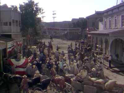 Look there! It's coming! - Pony Express