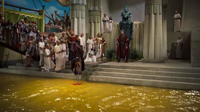 - Look!
- There! - The Ten Commandments