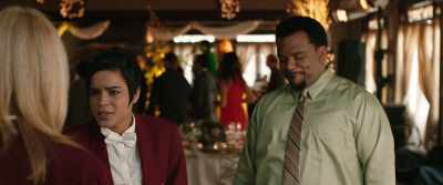 Look, there's a lady
at Table 4 says she tries - Table 19