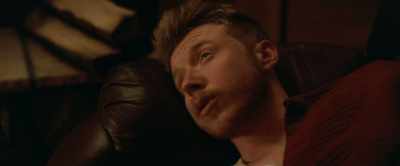 - Look, uh, Victoria, was it? - Laced