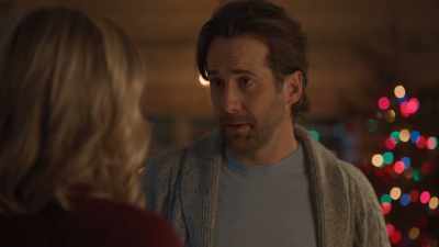 Look, um, I should stop talking. - Holiday Hotline