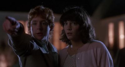 Look Where are they all going - Critters 2: The Main Course