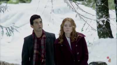 Look, whether it's Garth,
or Cowell, - The Mistletoe Inn