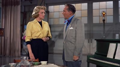 Look who's talkin' about guilt - White Christmas