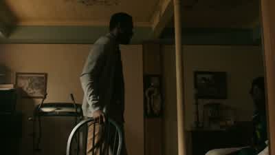 - Look, why......you want to get Daddy into trouble? - The Chi